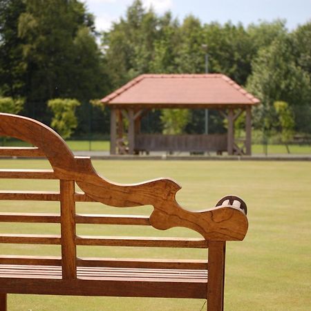 Hollicarrs Holiday Park - Hares Leap Riccall Zewnętrze zdjęcie